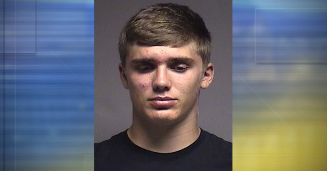 Man Arrested After Allegedly Dragging Sheriff S Deputy With His Wicz
