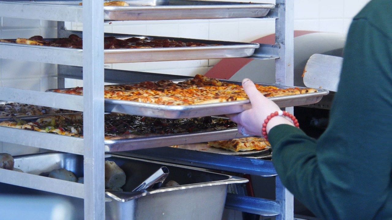 Pizza Delivery New Year's Eve is Busiest Day of the Year WICZ