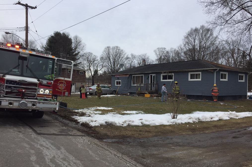 Update No Injuries In Town of Maine House Fire FOX 40 WICZ TV News