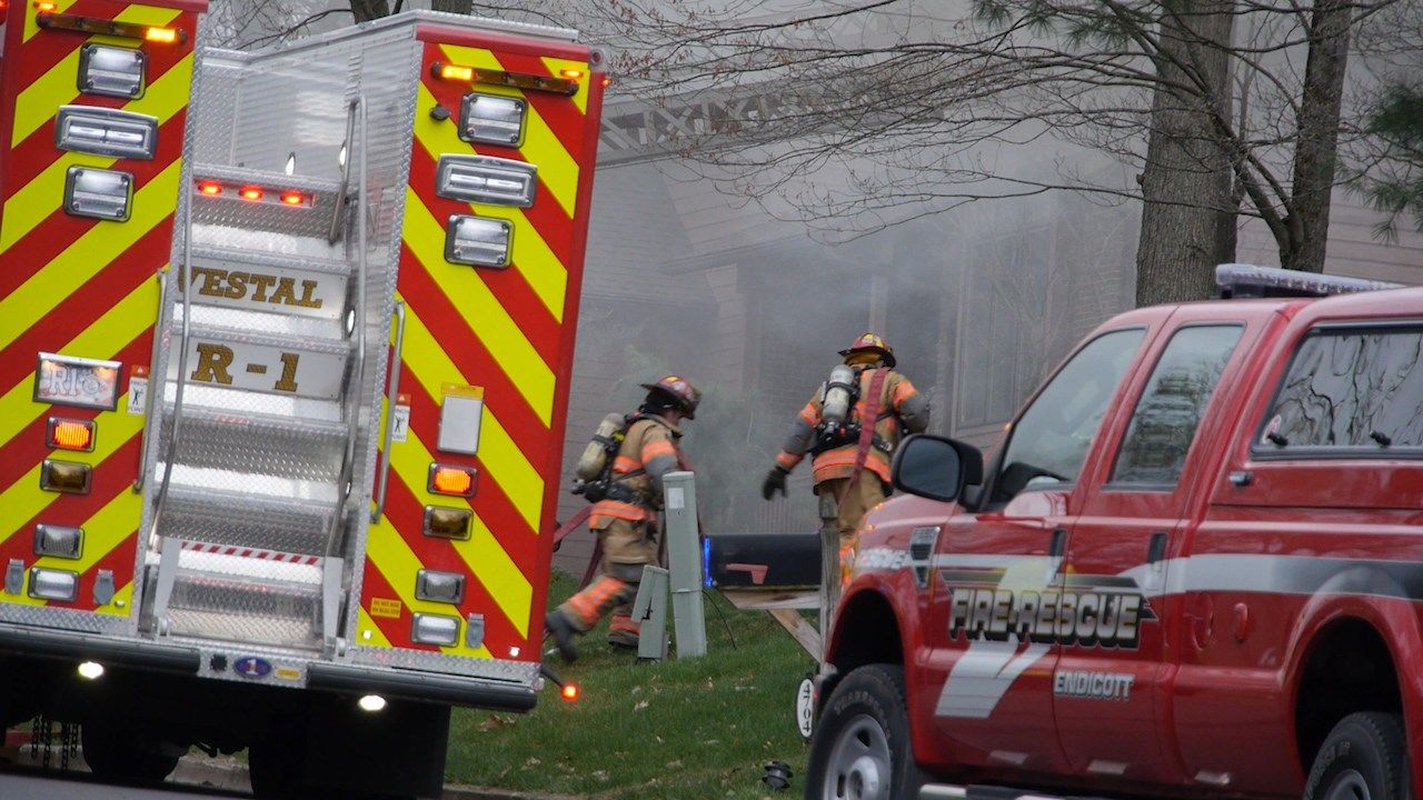 crews-respond-to-house-fire-in-vestal-wicz