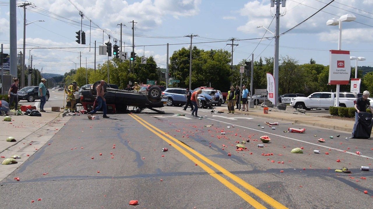 Car Crash And Strewn Groceries Shut Down Endwell Intersection WICZ