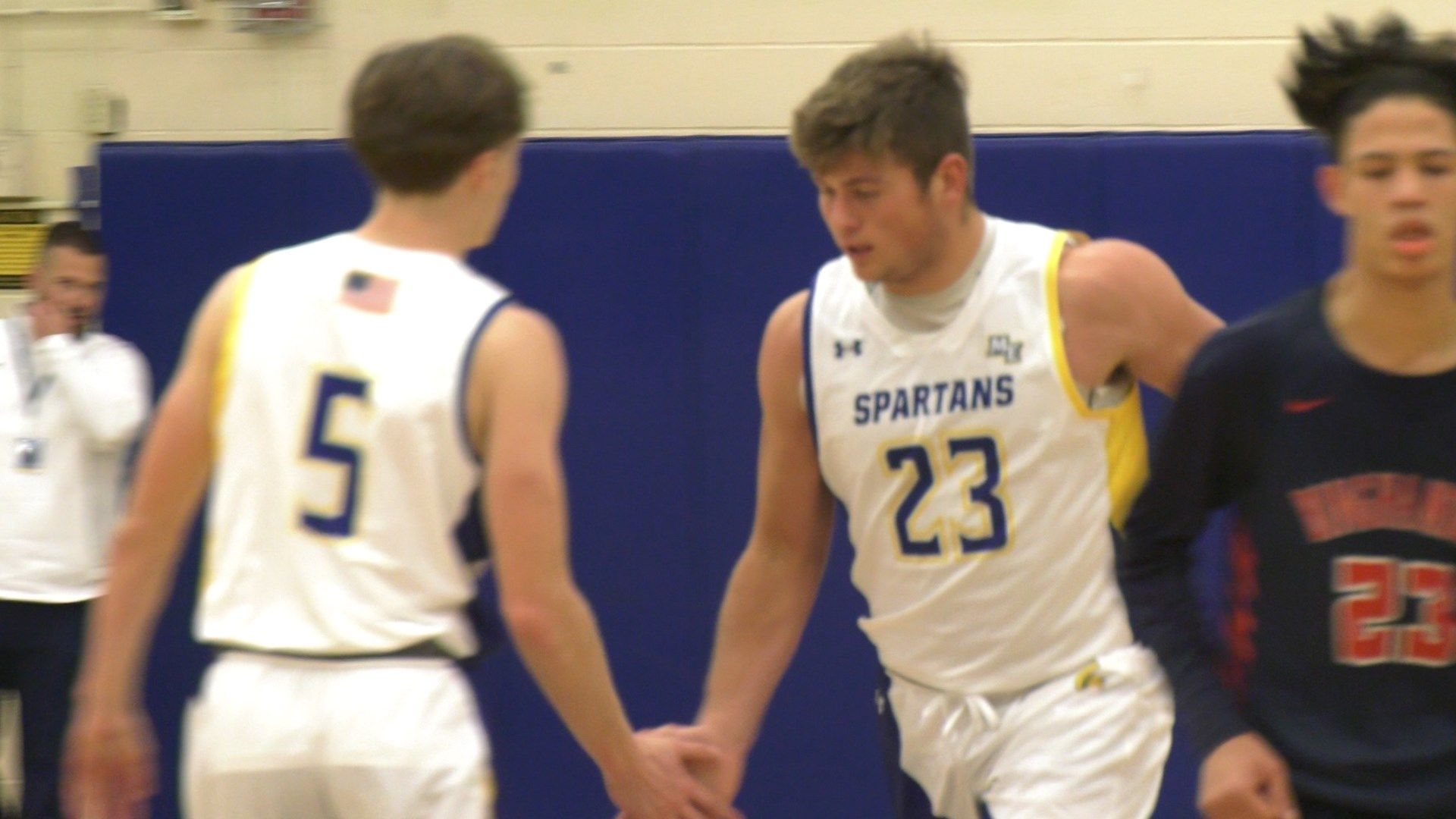 MaineEndwell Boy's Basketball Picks Up First Win Against Binghamton WICZ