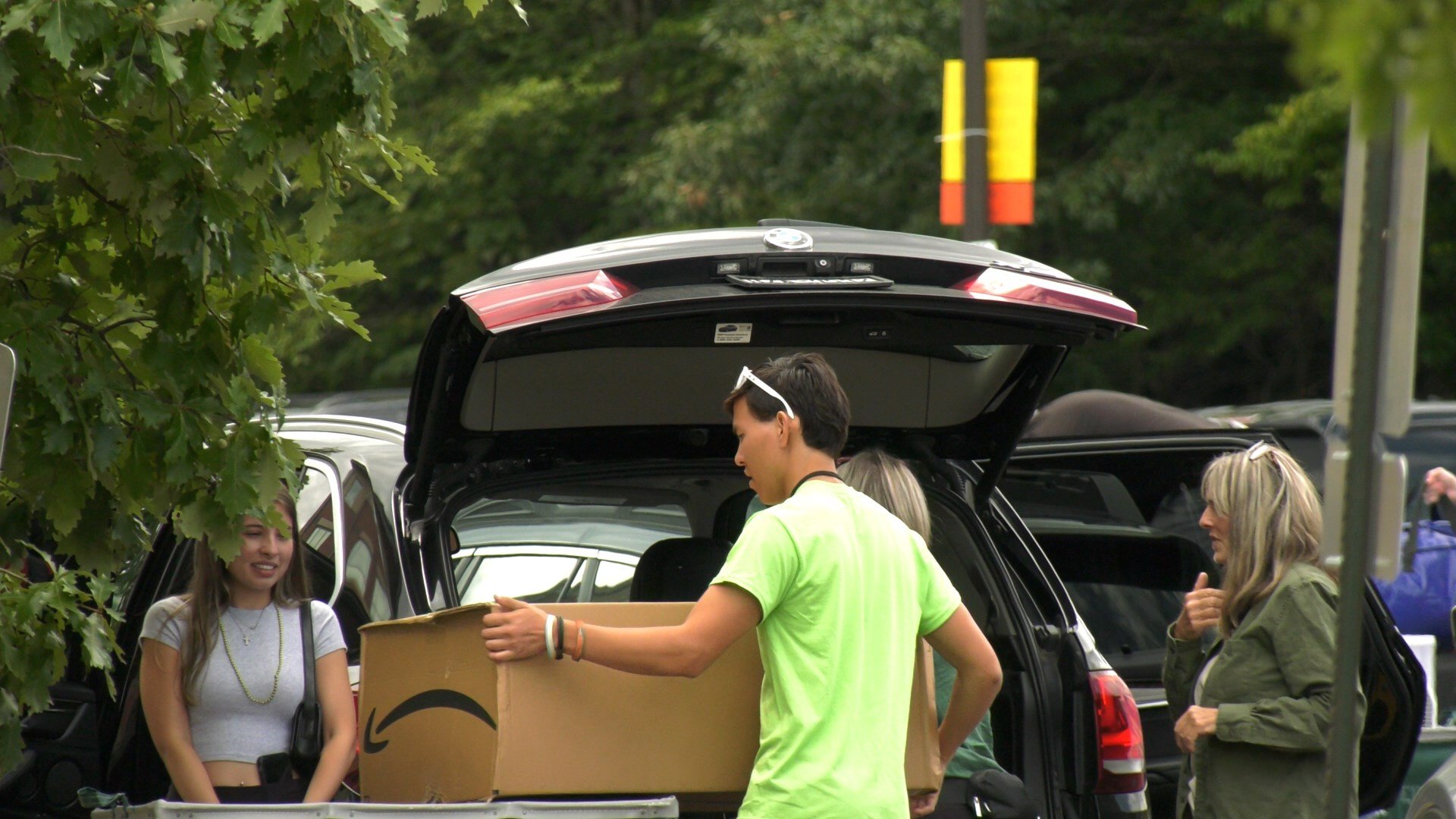 Freshmen Students Movein to Dorms at Binghamton University Ahead of